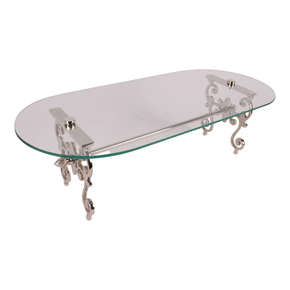 Konditoreistand Belleville, 69 cm, aus Glas und Messing Langer Glasständer Belleville mit silberfarbenem Messinggestell und geschwungenen Füssen
