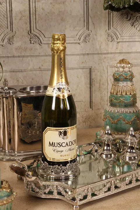 Wein- und Champagnerflaschenhalter aus Messing, 10 cm