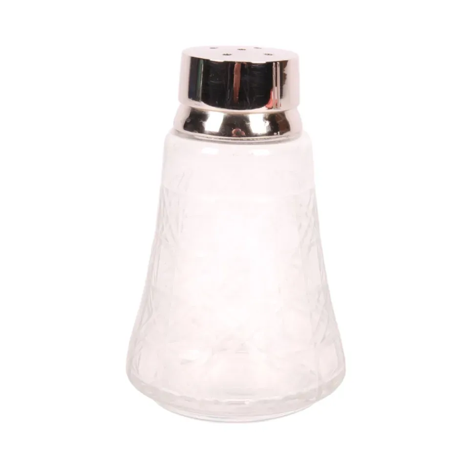 Salz- oder Pfefferstreuer, 12 cm, Silber, Messing und Glas Salz- oder Pfefferstreuer aus Glas mit silberfarbenem Messingaufsatz
