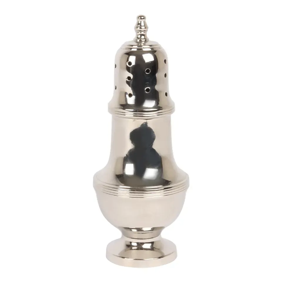 Dokorativer Zuckerstreuer aus Messing, 19 cm, Silber Silberfarbener Zuckerstreuer aus Messing mit Standfuss