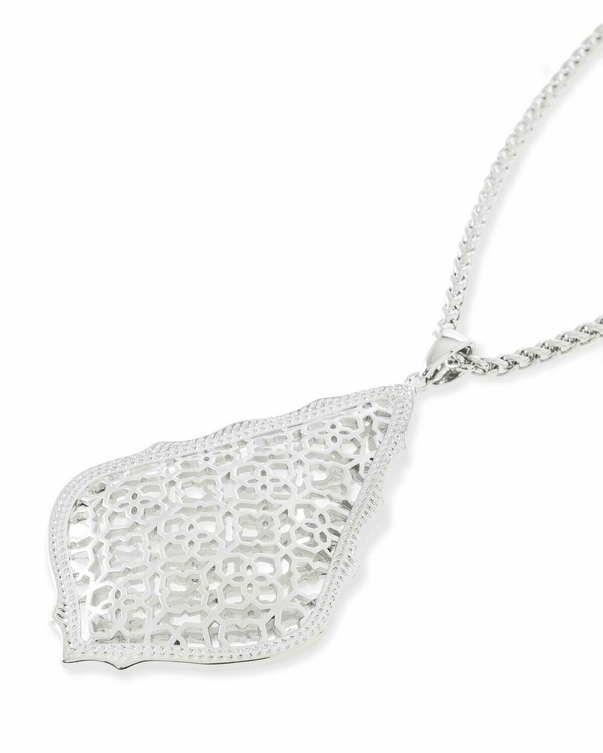Kendra Scott Aiden Silver Long Pendant Necklace in Silver Filigree