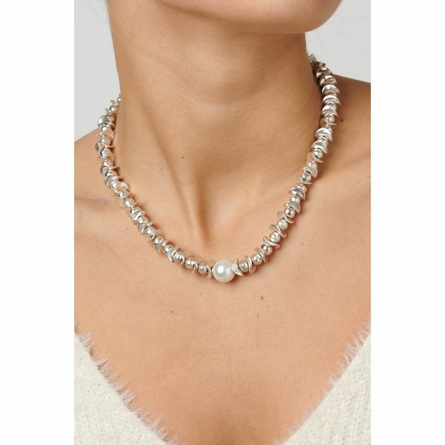 Uno de 50 The Desert Pearl Necklace