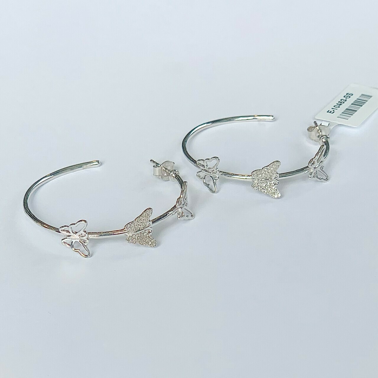 Ella Stein Beautiful Butterfly Hoop Earrings (Silver)