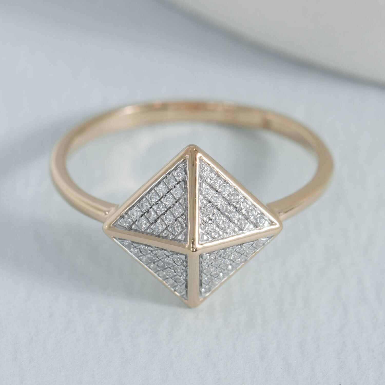 Ella Stein Pyramid Dome Ring Size 6 (Gold)