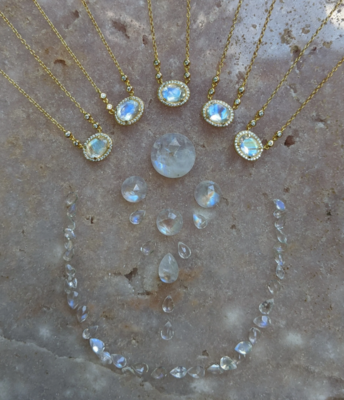 Kamaria Aura Rainbow Moonstone Gemstone Necklace (Gold)