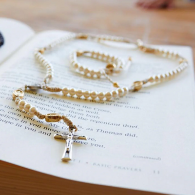 MSMH First Holy Communion Rosary &amp; Bracelet Set (White)