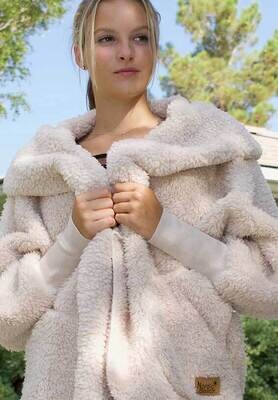 Nordic Beach Body Wrap in Fluffy Frappe