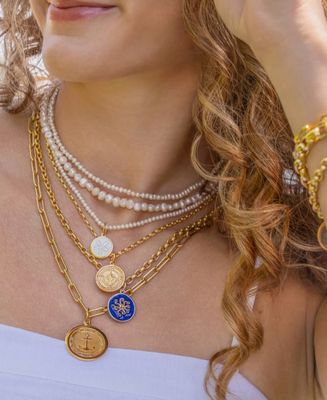 LOLA Sand Dollar Pendant, All Gold/White/Small
