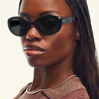 QUAY On Brand (Black/Smoke)