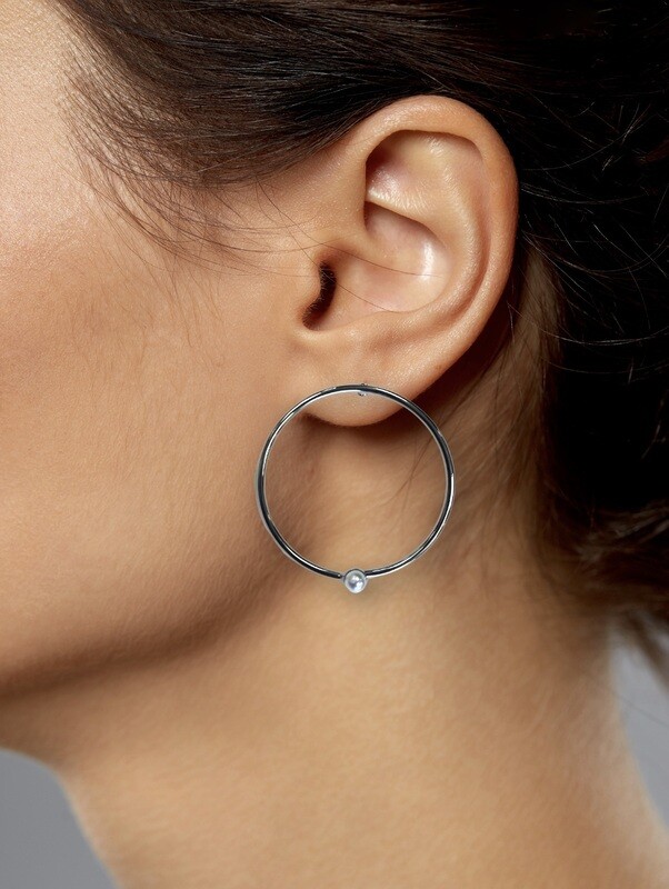 Yochi Hoop Earrings Silver With Pearl