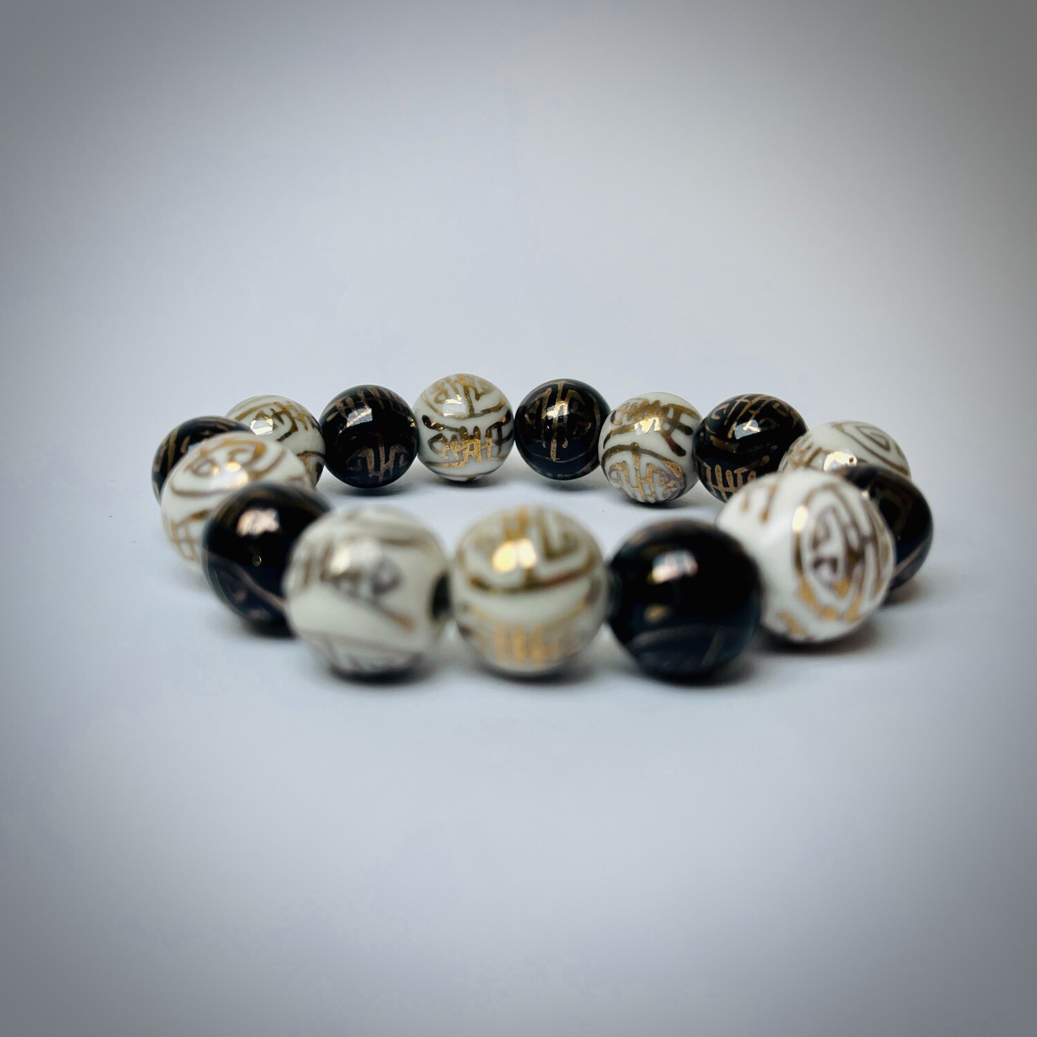 ASTOR JEWERLY 24114  WH/BK BRACLET