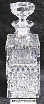 LARGE CRYSTAL BOTTLE DIAMOND AND CONCAVE OVAL DESIGN CRY3275