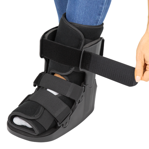 EXO 386 ANKLE WALKER, SHORT