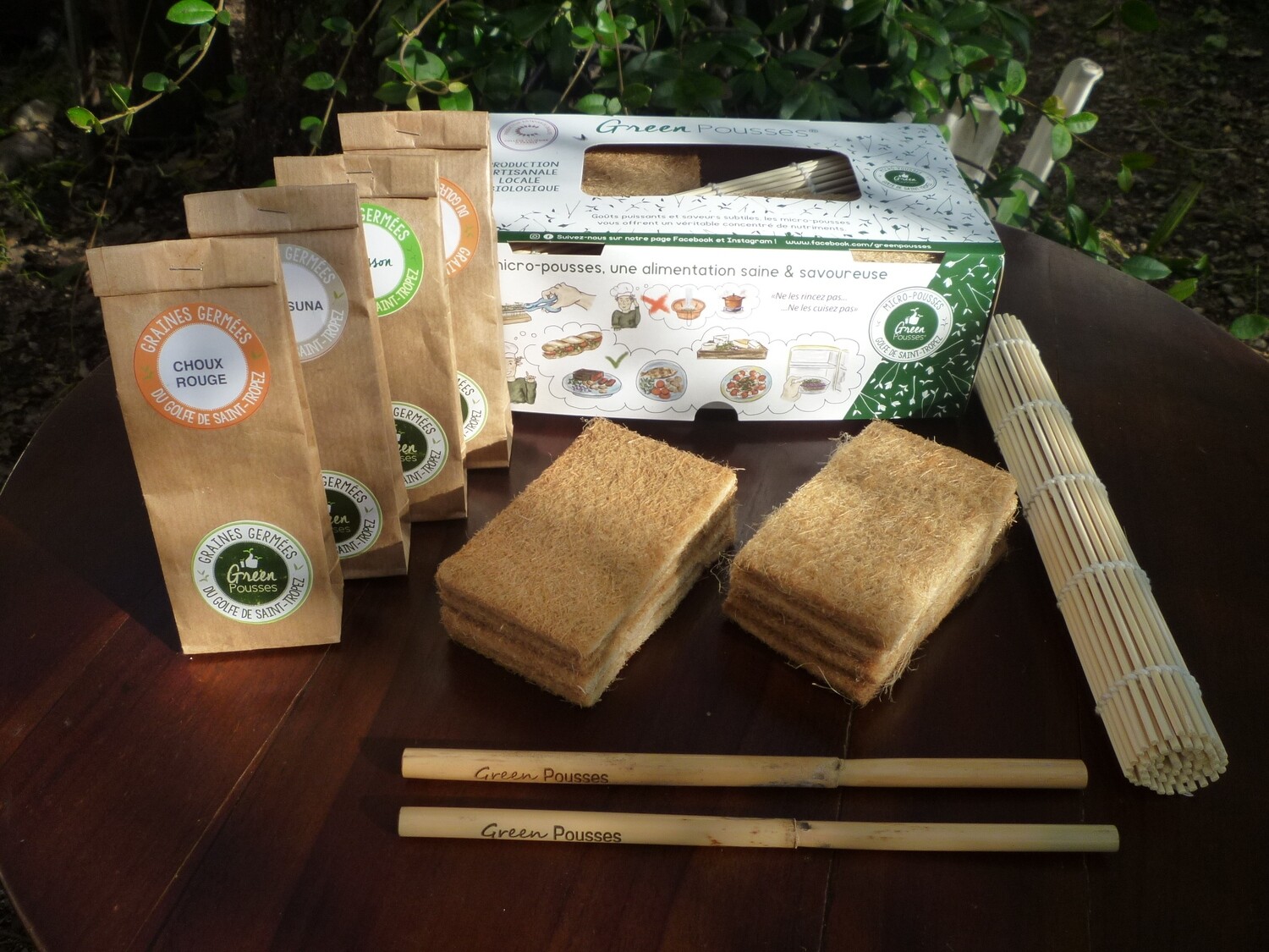 - Kit Green Box pour Débutant - 
Chou Rouge, Cresson, Radis Daïkon, Trèfle