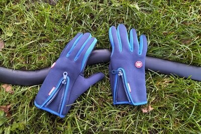 Budget windproof, palm grip and touchscreen gloves