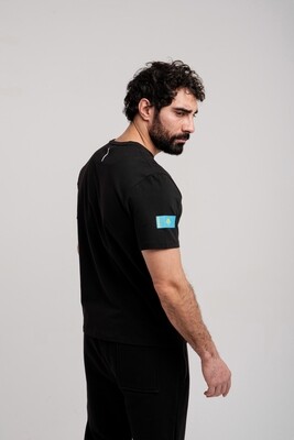 Футболка QANLY BLACK
