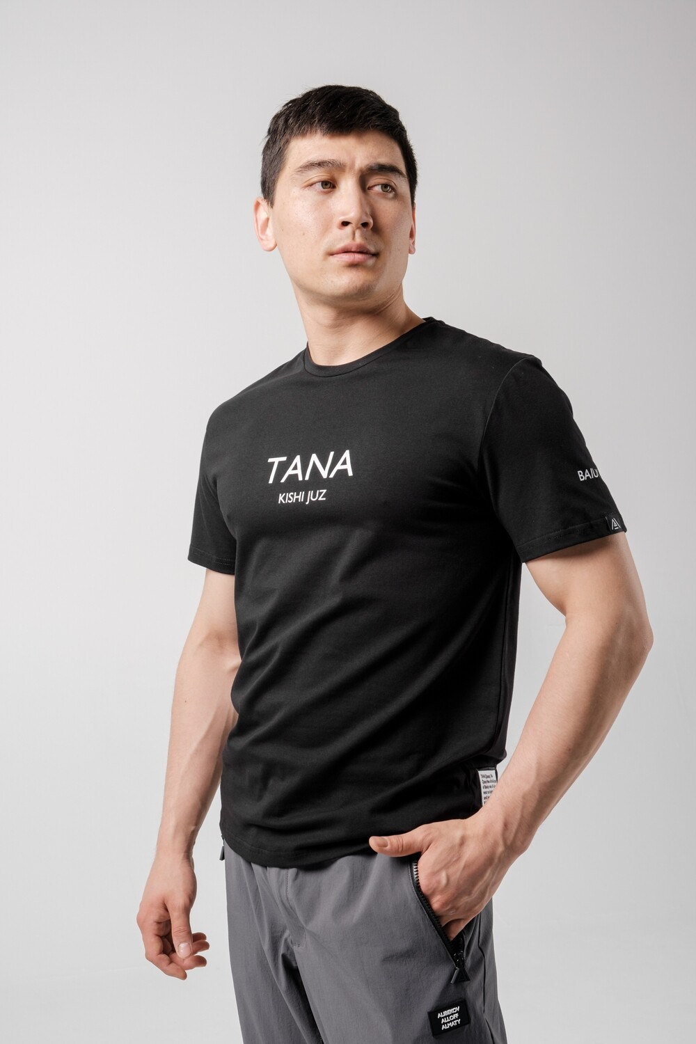 Футболка TANA BLACK