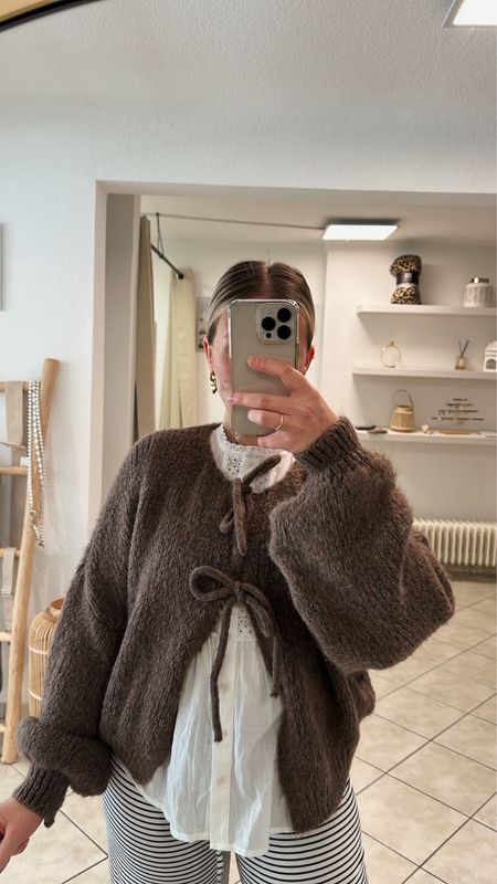 Schleifen Cardigan