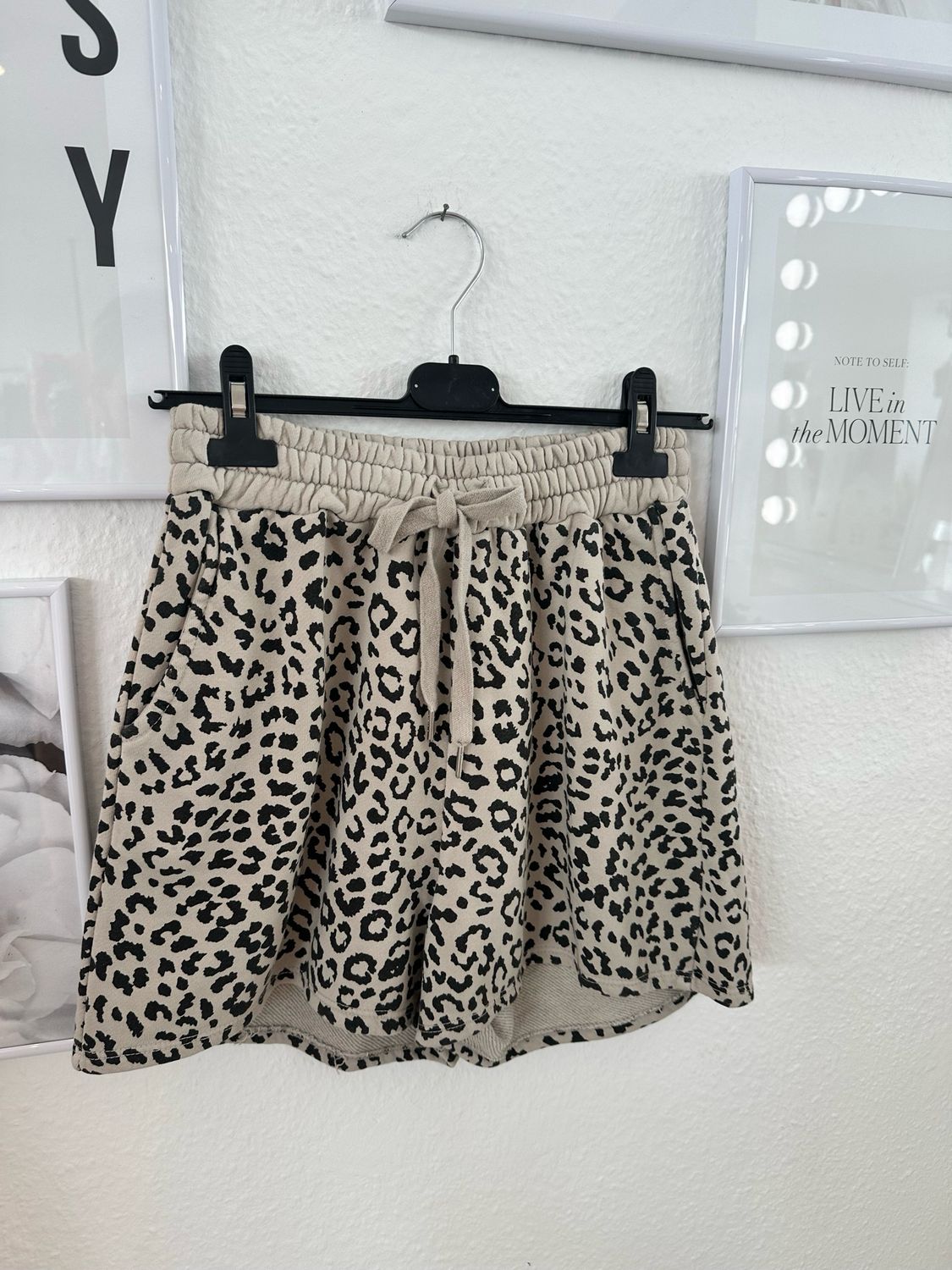 Leo Shorts