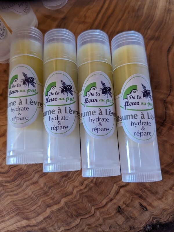 Baume à lèvres à la cire d'abeille