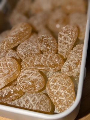 BONBONS AU MIEL de SAPIN AOP