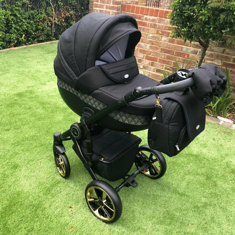amy childs roma travel system