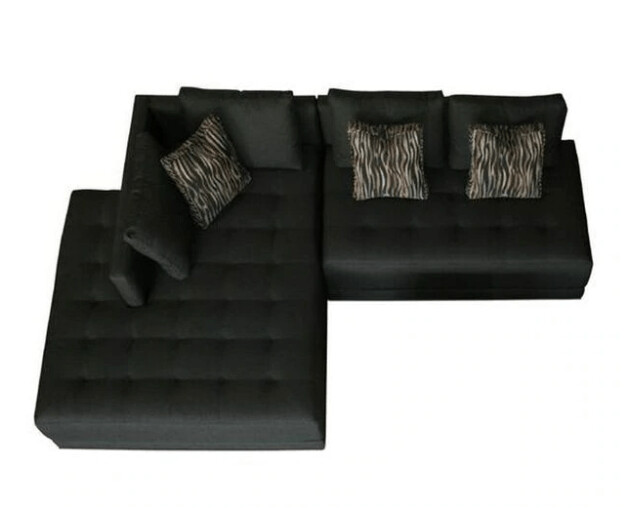 STILLETO SECTIONAL