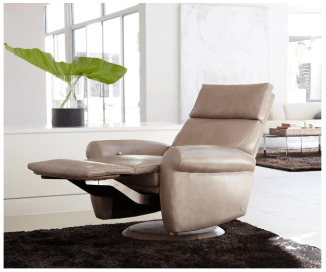 BRAYDEN RECLINER BY AMERICAN LEATHER GR. 8 FABRIC