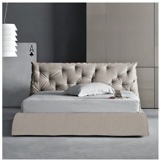 TUFTED ELEGANCE BED