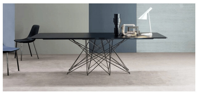 OCTA DINING TABLE