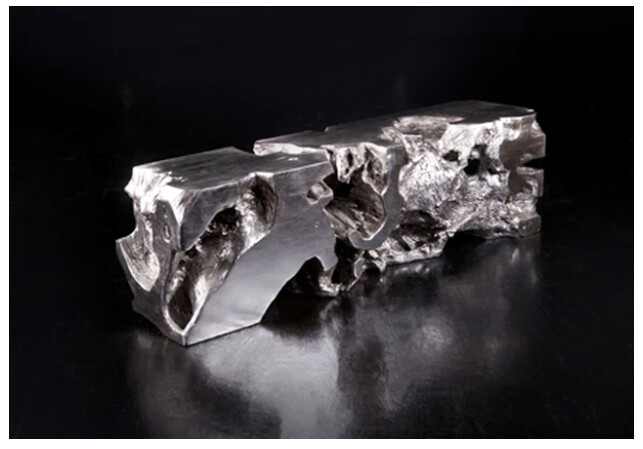 SILVER LEAF ORGANIC BENCH