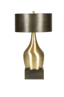 LUCIOUS TABLE LAMP
