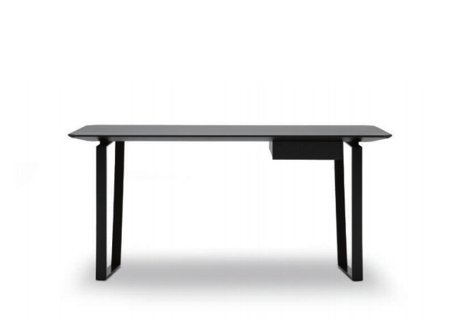 VERGE DESK