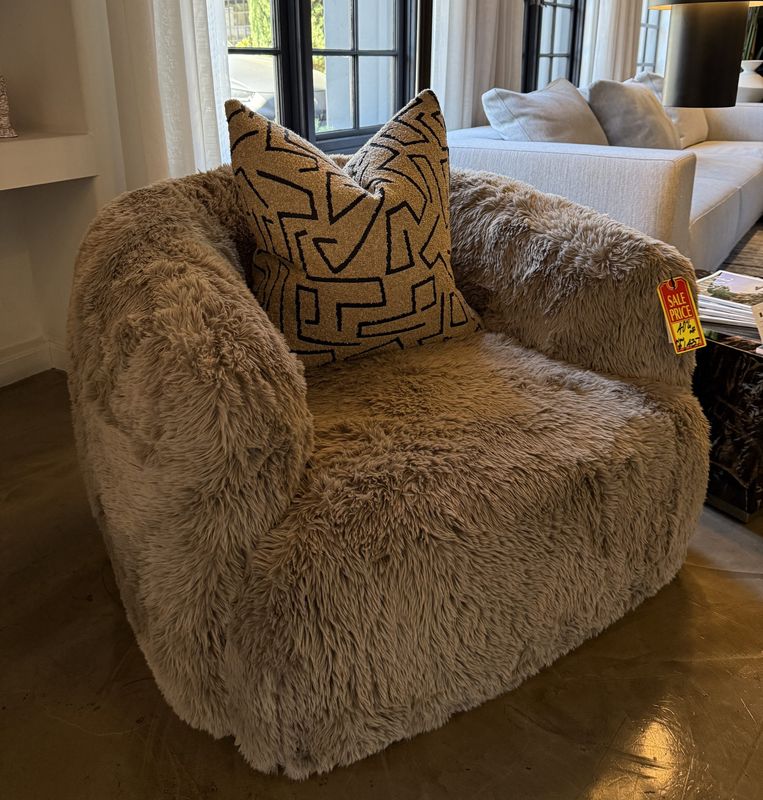 TEDDY ACCENT CHAIR