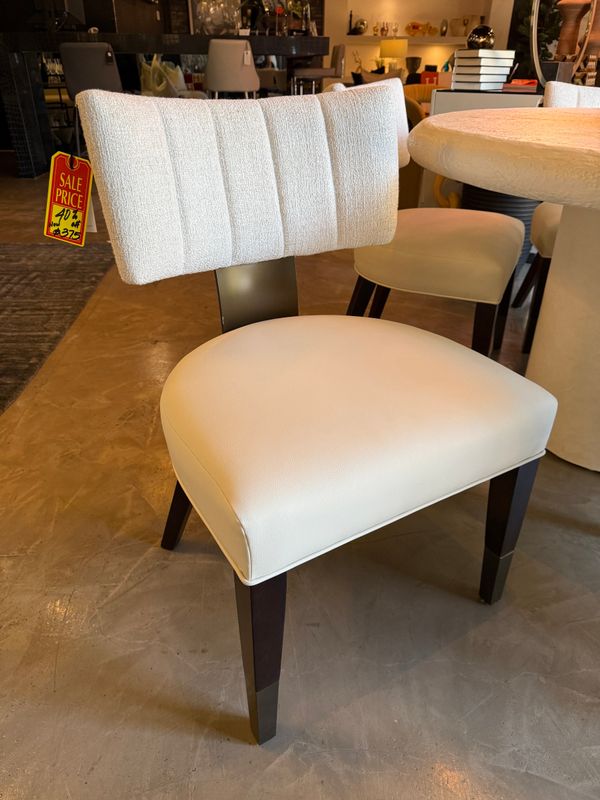 SAND WHITE DINING CHAIR