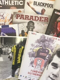 17/18 Football Bundle x10
