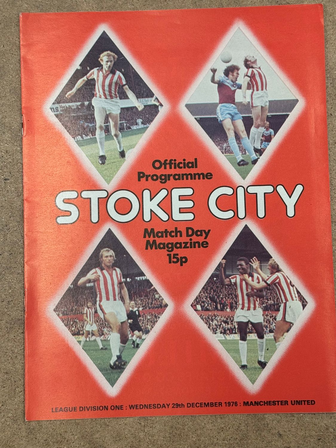 Stoke City v  Manchester United - 29/12/76