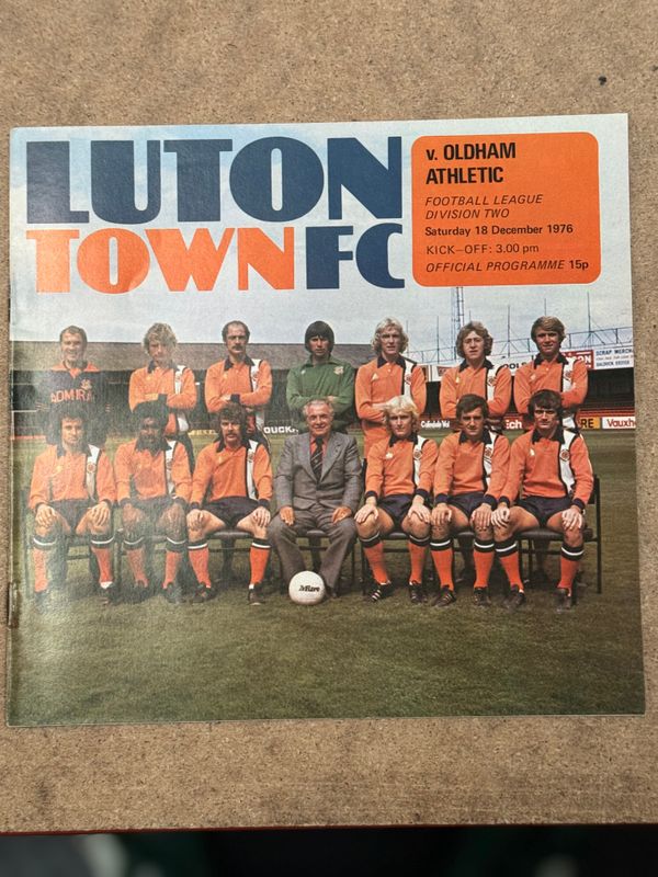 Luton Town v Oldham Athletic - 18/12/76