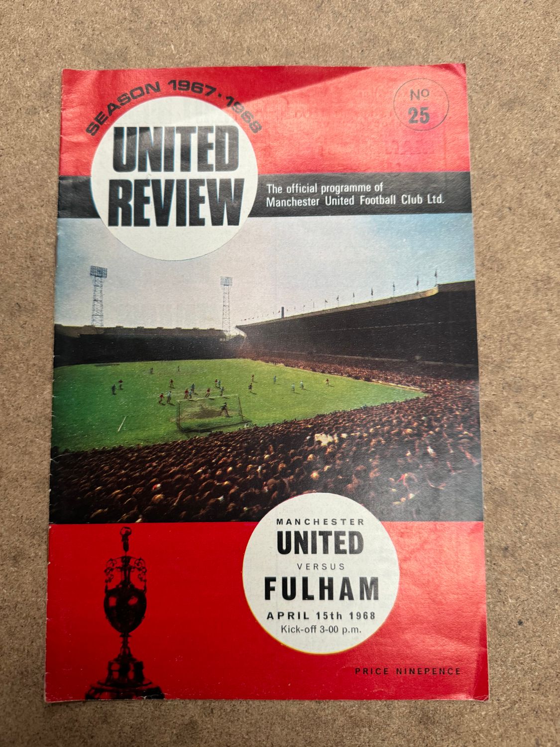 Manchester United v Fulham - 15/4/68