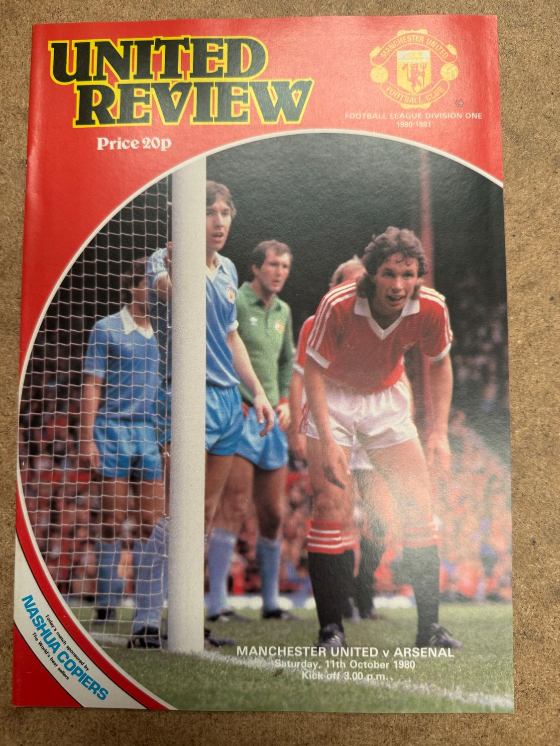 Manchester United v Arsenal - 11/10/80