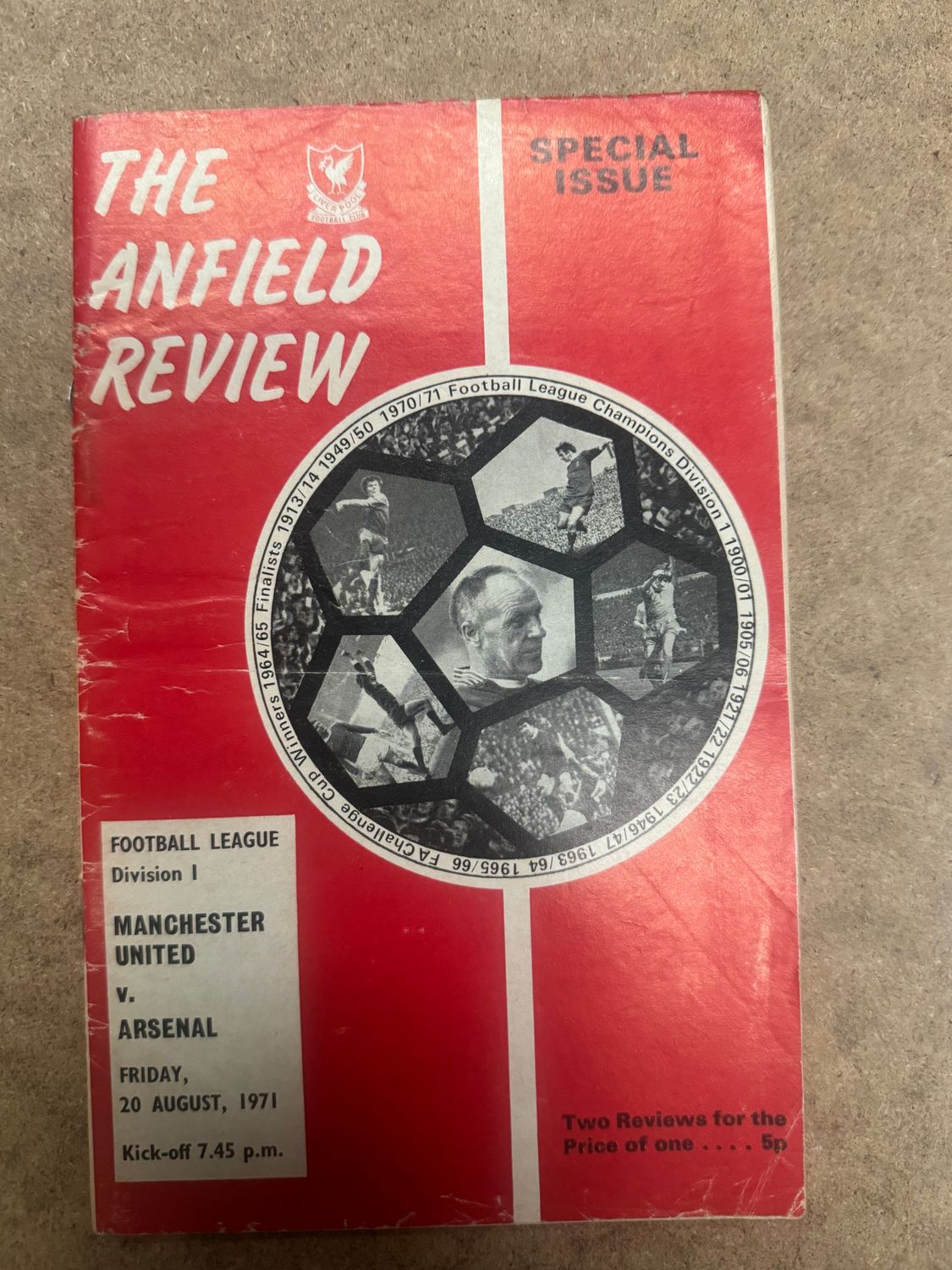Manchester United v Arsenal - 20/8/71