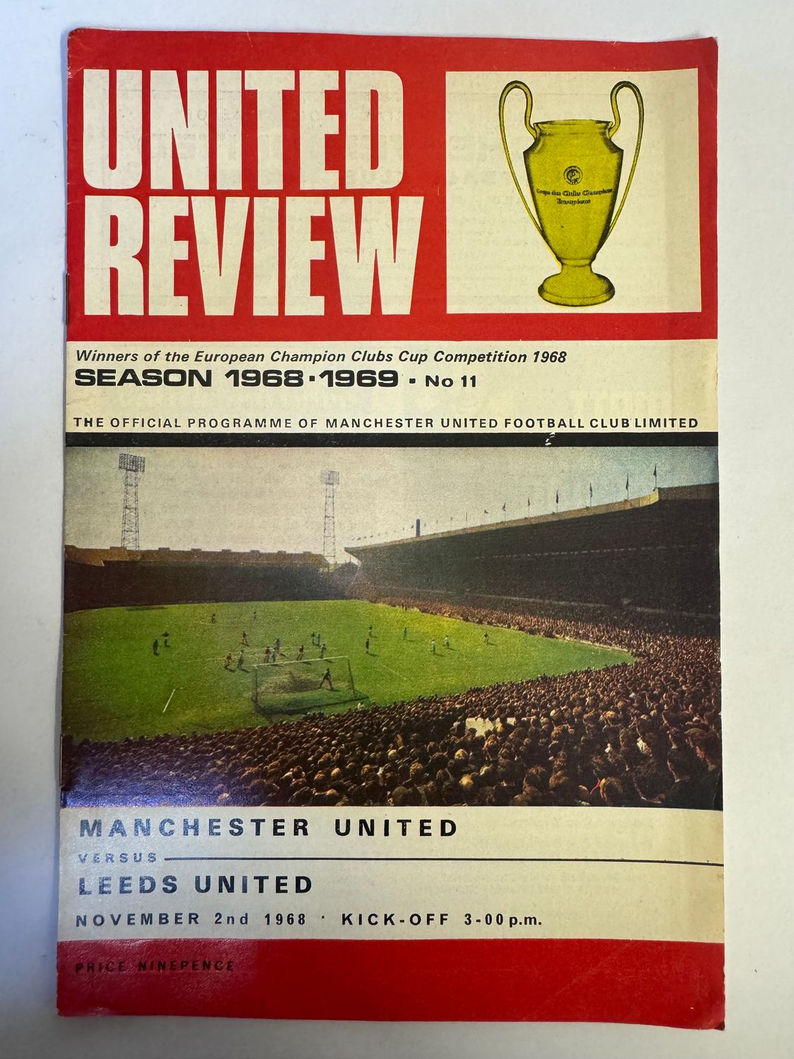 Manchester United v Leeds - 2/11/68