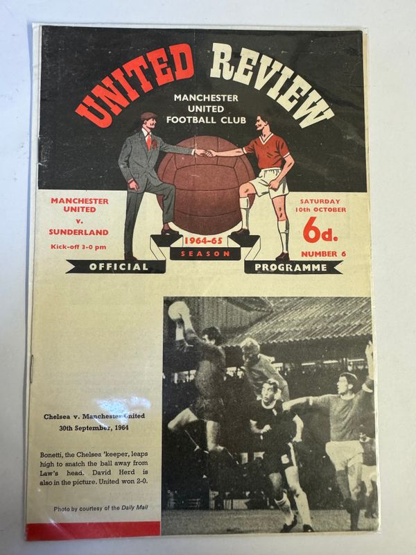 Manchester United v Sunderland - 10/10/64