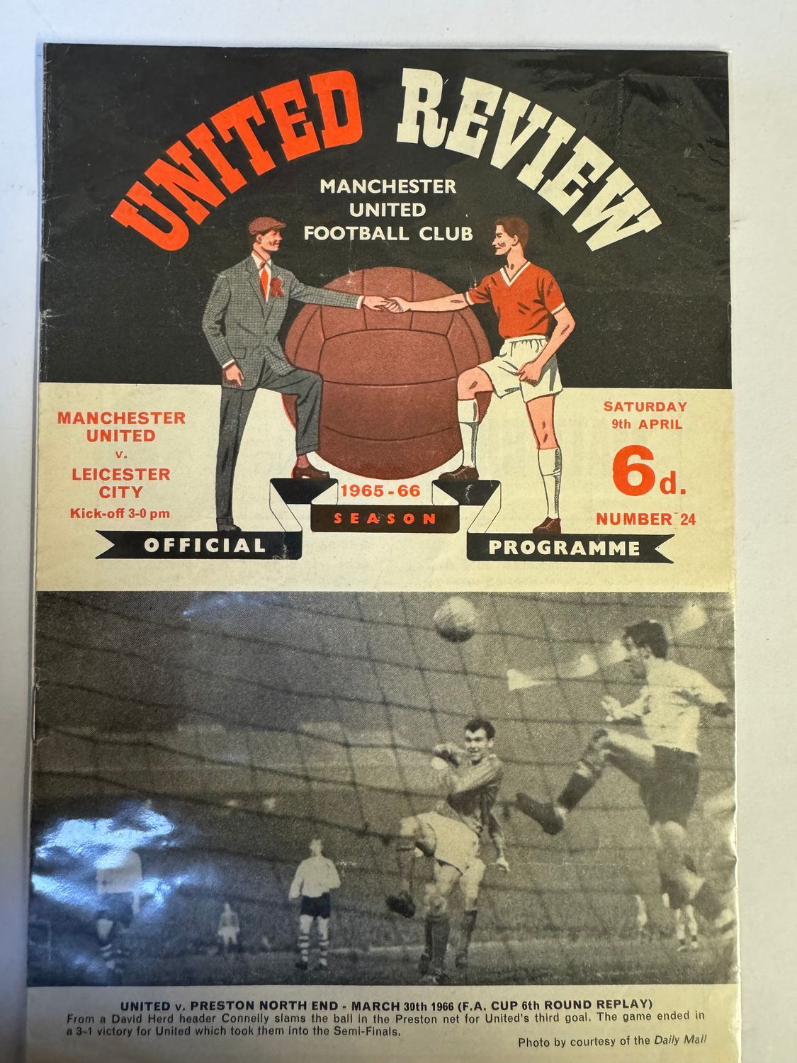 Manchester United v Leicester - 9/4/66