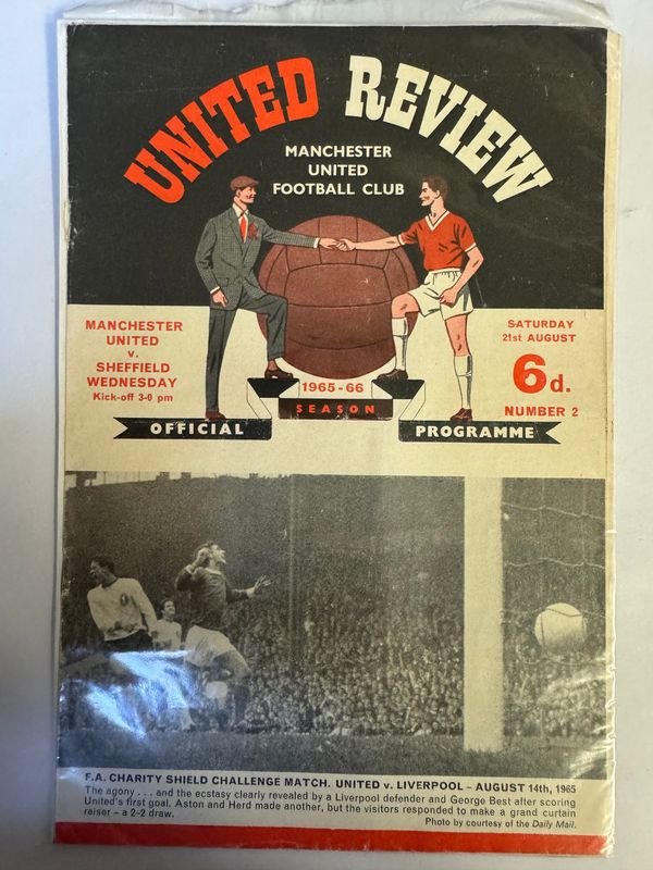 Manchester United v Sheffield Wednesday - 21/8/65