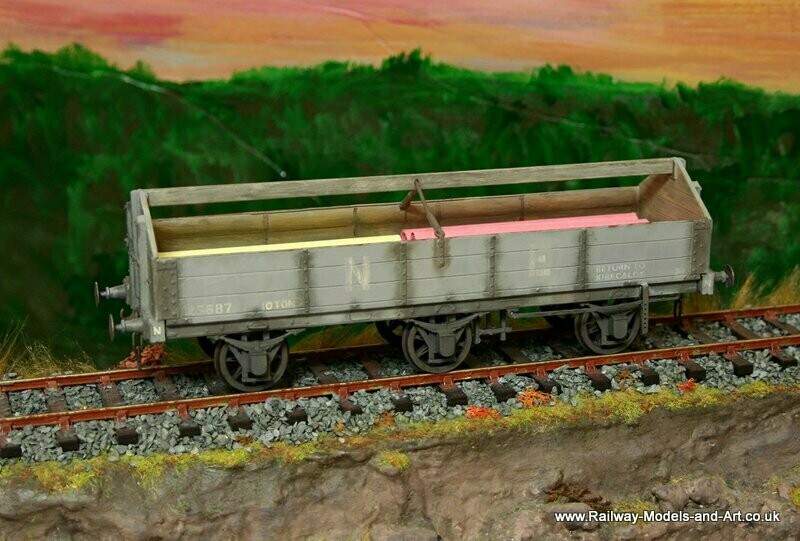 CC005 NBR - LNER Floor cloth Wagon