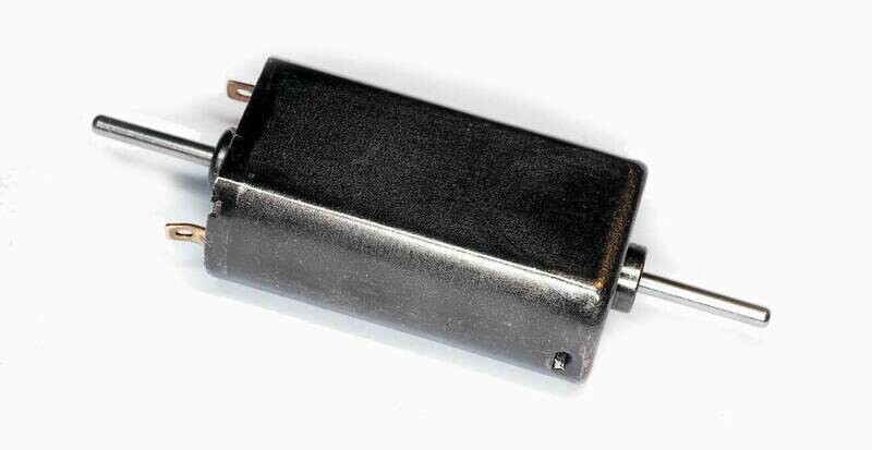 1227 DC motor - 1.5mm dia shaft