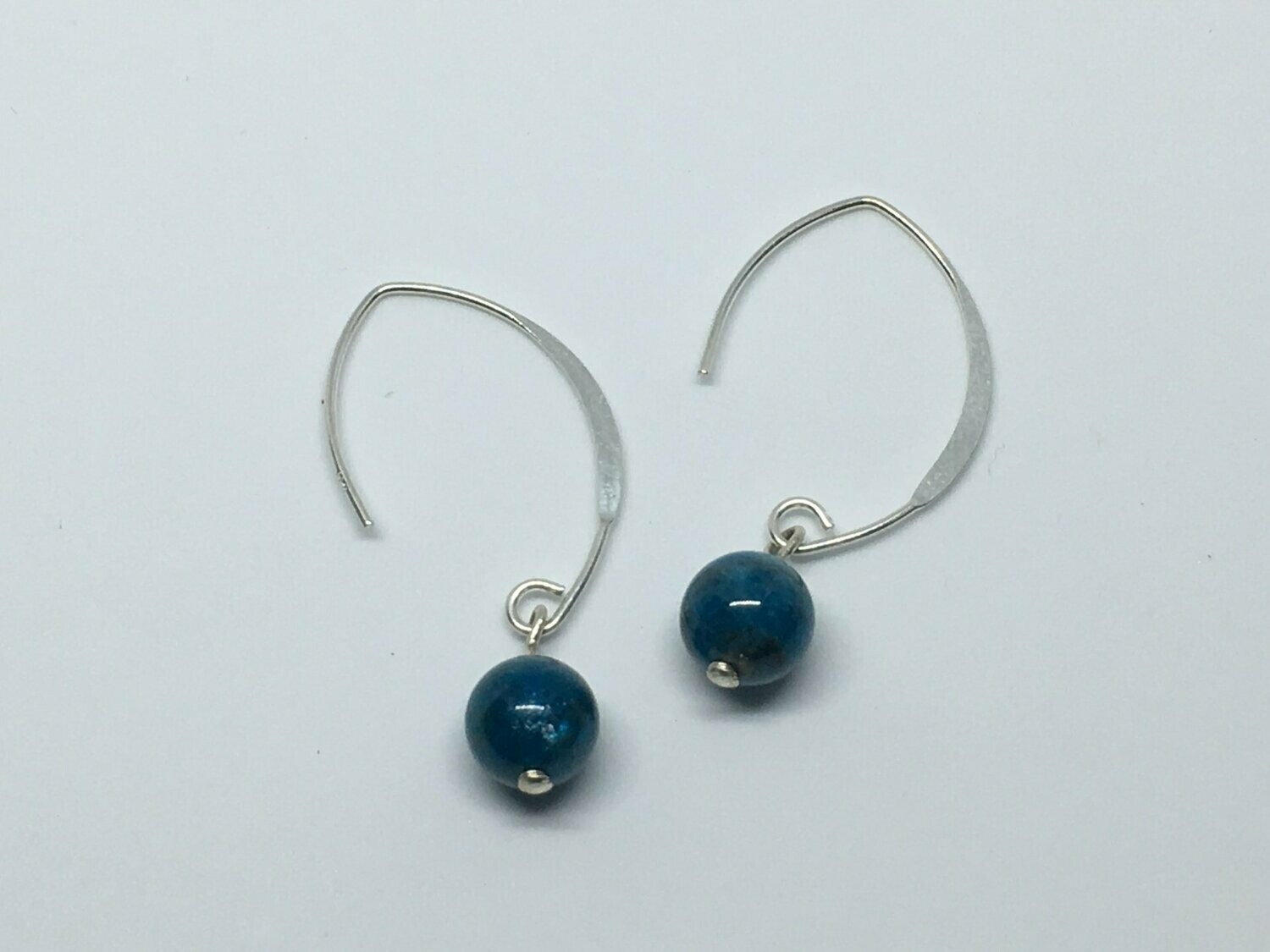 Boucles d'oreilles pendantes argent et pierre  Apatite - Grade A