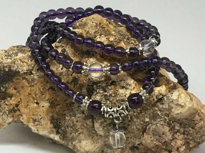 Bracelet Bouddhiste en améthyste et pierre de Cristal