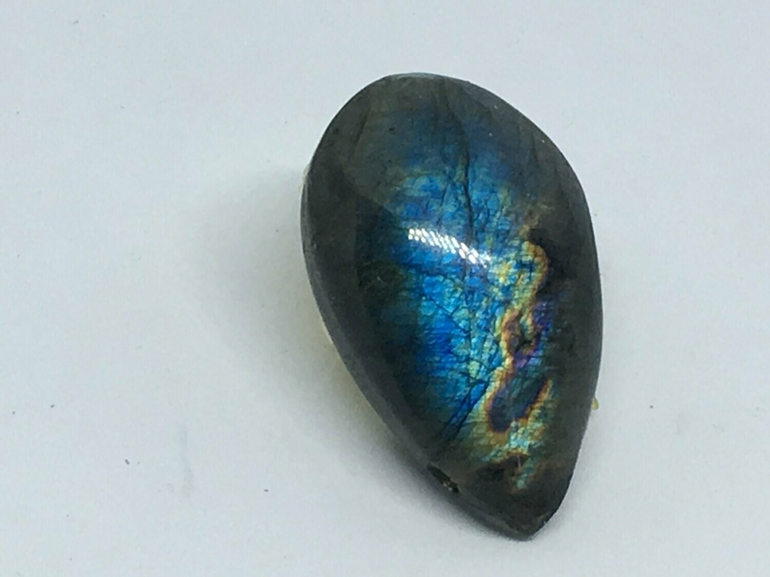 CABOCHON  LABRADORITE